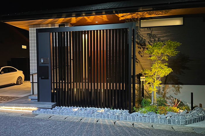 夜の外構ライティングのイメージ画像